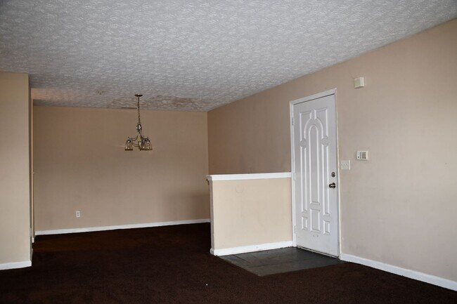 Building Photo - 9301 Waldrop Pl