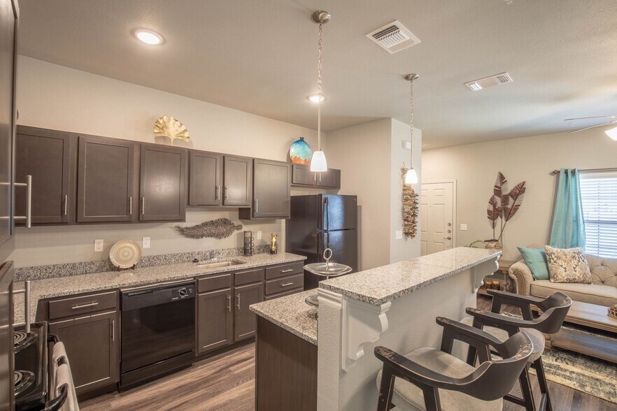 Wolf Creek Apartments 1825 W Loop 306 San Angelo TX 76904 Apartment