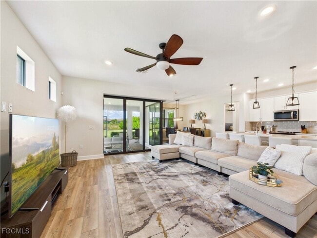 Building Photo - 19563 Utopia Ln