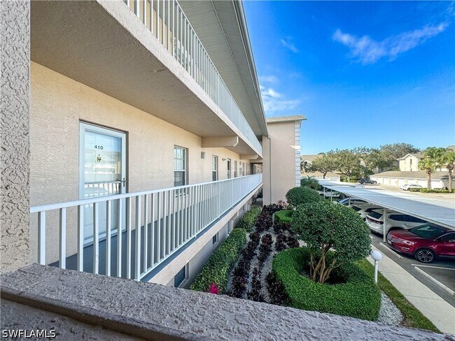 Building Photo - 3250 Cypress Glen Way