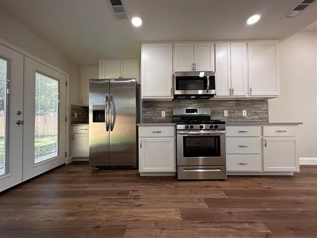 Building Photo - 2143 Gilford St