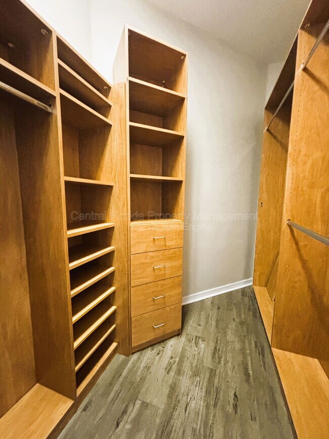 Building Photo - 13330 Hatherton Cir