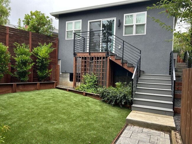 Building Photo - New 1bd/1ba ADU in Belmont! Private yard area with parking!