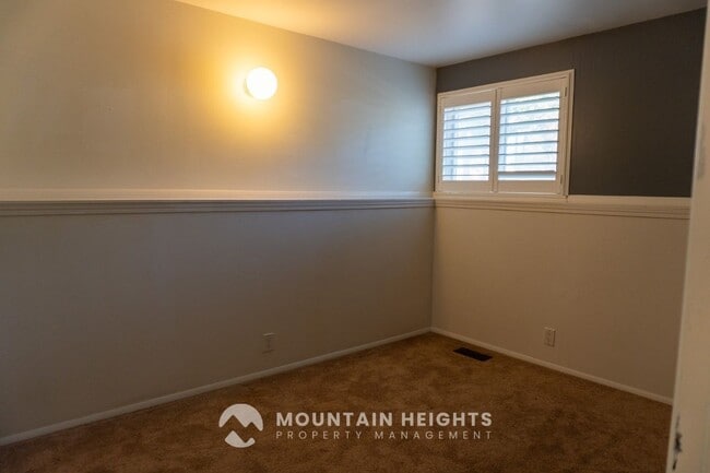 Building Photo - 3516 Summer Oaks Cir