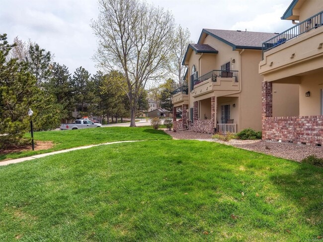 Building Photo - 8671 E Dry Creek Rd