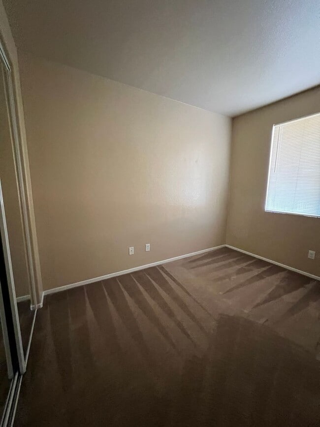 Building Photo - 38434 Coralino Dr