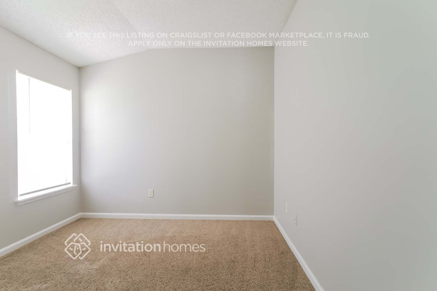 Building Photo - 620 Porto Cristo Ave