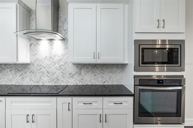 Building Photo - 222 S Audubon Ave