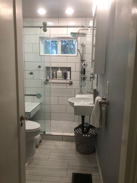 Brand new walk in rain shower - 8528 SW 35th Ave