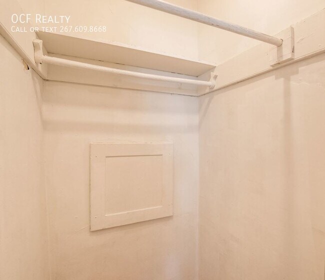 Building Photo - 1324 Locust St