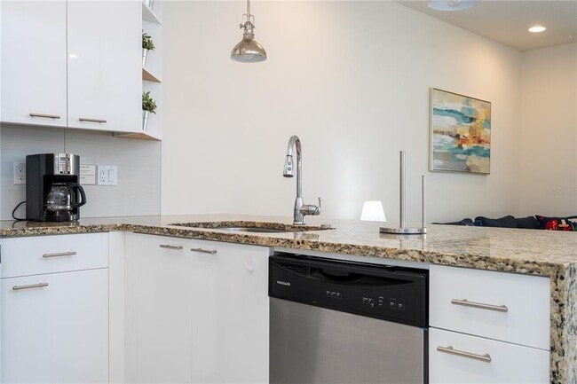 Building Photo - 1615 Retreat Cir