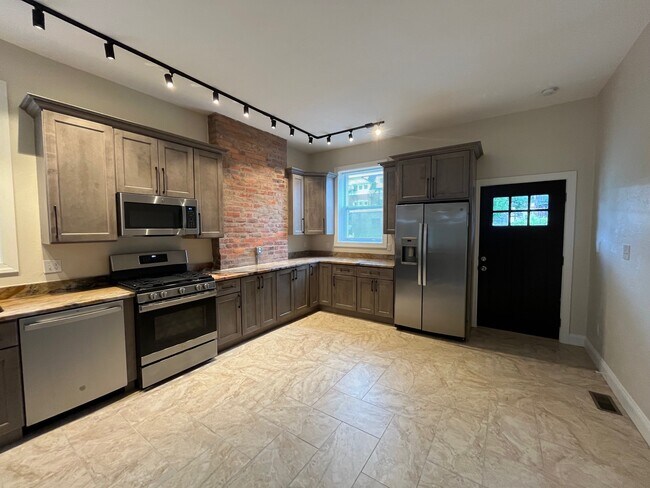 Building Photo - 6712 McPherson Blvd