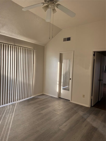 Building Photo - 13424 Blossomheath Ln