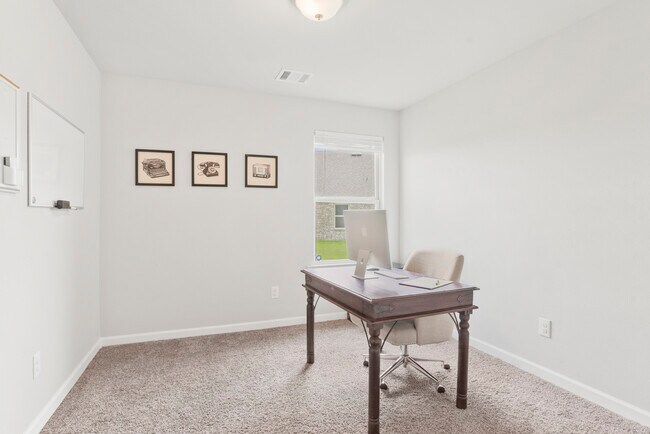 Building Photo - 772 Gold Finch Way