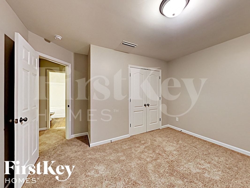 Building Photo - 6402 Springbeauty Dr