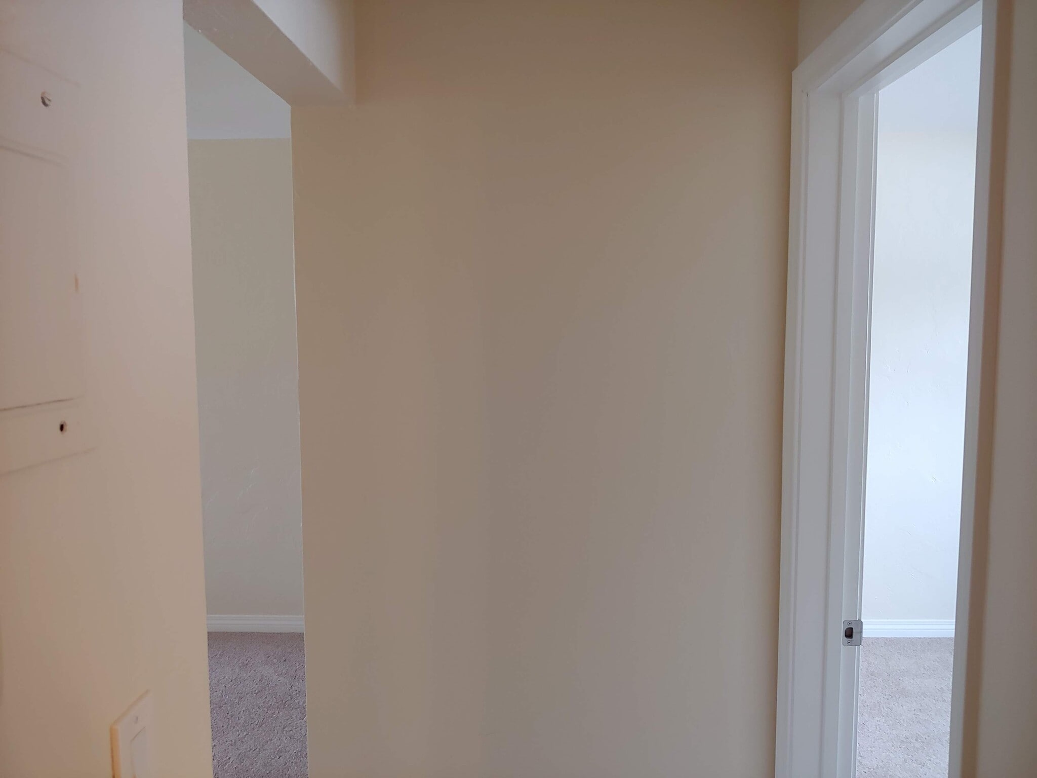 Building Photo - 1430 W Lambert Rd