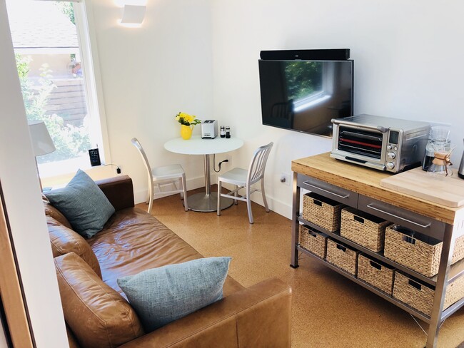 Great Room with Leather Sofa - 1015 Dyer Dr