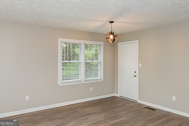 Building Photo - 780 Silverthorne Cir