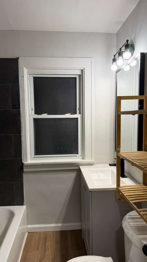 Building Photo - 13901 Tyler Ave