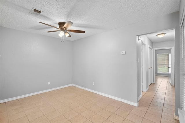 Building Photo - 3415 S Meadow Dr
