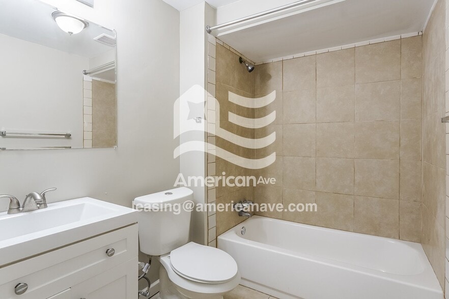 Building Photo - 1804 31st St SW