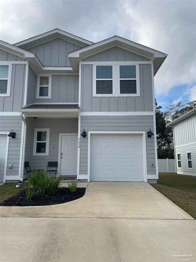 Building Photo - 1639 Iroquois Ct