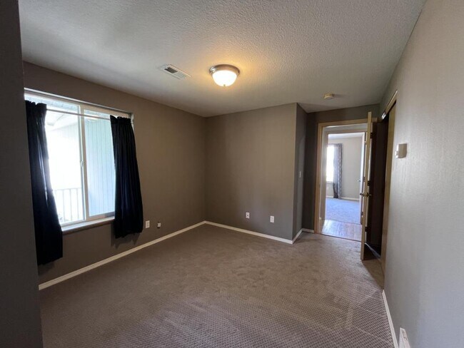 Building Photo - 22563 Hanley Dr