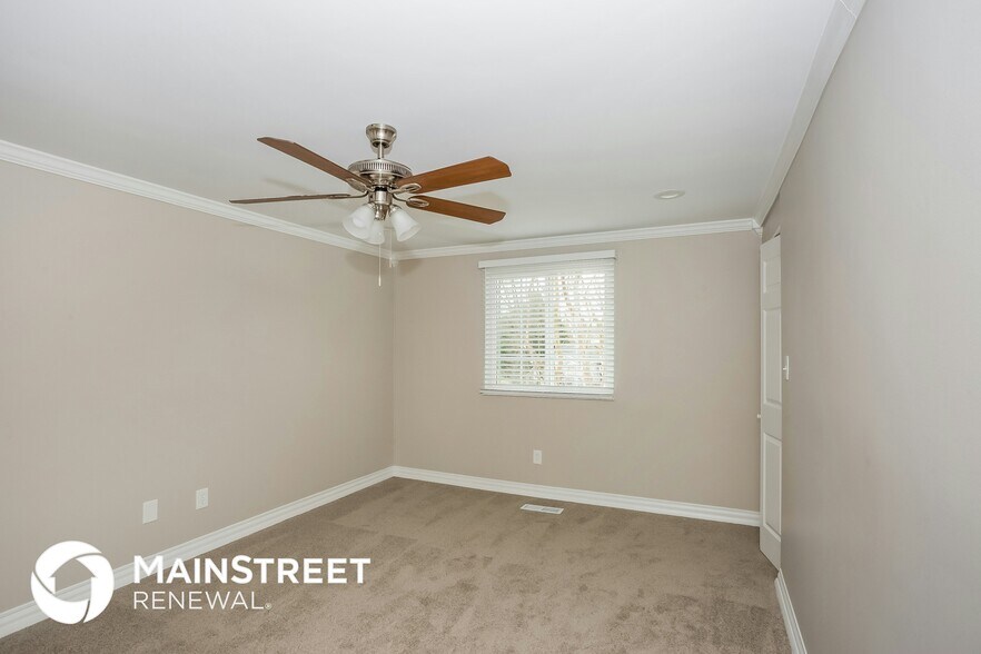 Building Photo - 7414 Shadowlake Dr