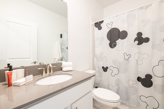 Building Photo - 4246 Paragraph Dr