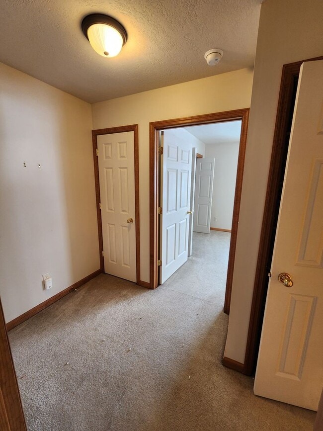 Building Photo - Beautiful 3 Bedroom, 2 Bathroom Home in Aspen Place!