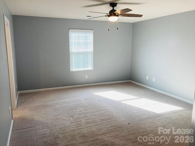 Building Photo - 3242 Treyson Dr