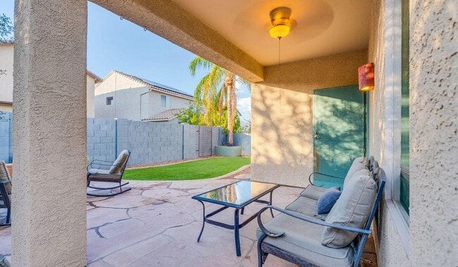 Building Photo - 5900 S Courtland Dr