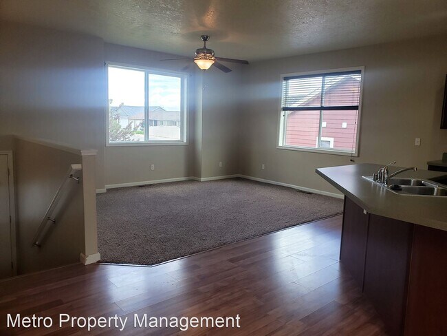 Building Photo - 4 br, 2 bath House - 5238 Sacajawea Drive