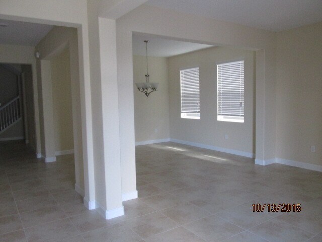Building Photo - VALENCIA FLOOR PLAN, 4 BEDROOMS 3.5 BATHS ...