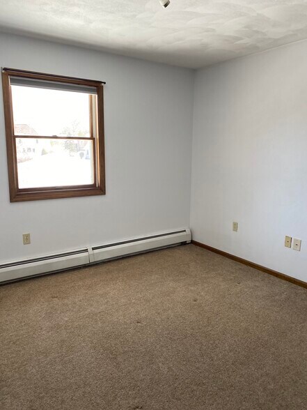 bedroom - 988 Taft Ave