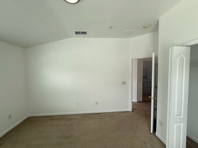Building Photo - 1711 San Jacinto Cir