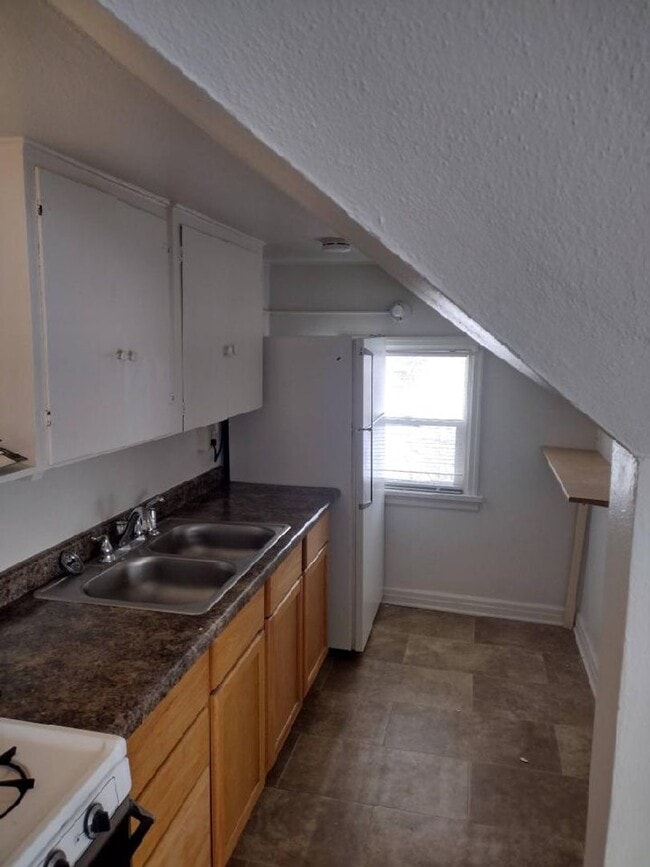 Building Photo - 5 E Kansas City St
