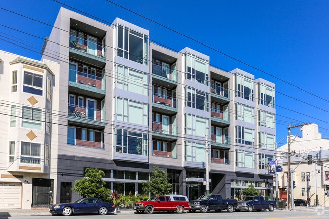 Building Photo - 600 South Van Ness