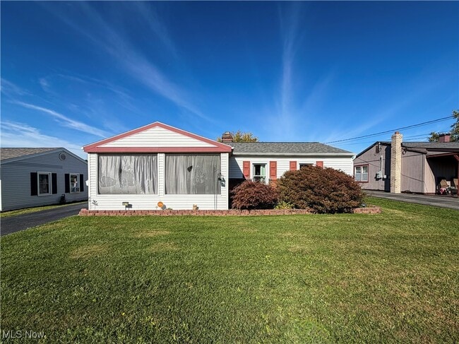 Primary Photo - 2519 Poplar St