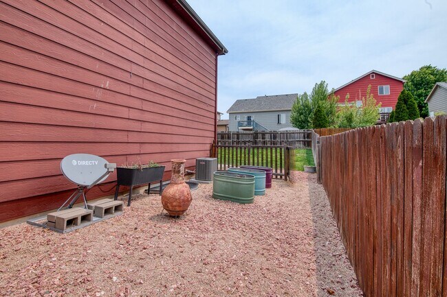 Building Photo - Beautiful home with 4 bedrooms, 2 1/2 bathrooms, 3-car garage in cul-de-sac available for $2,350