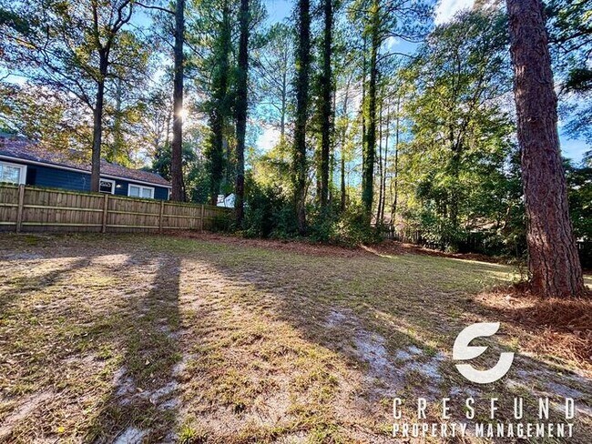 Building Photo - Charming 3 Bedroom 2 Bath Cottage style