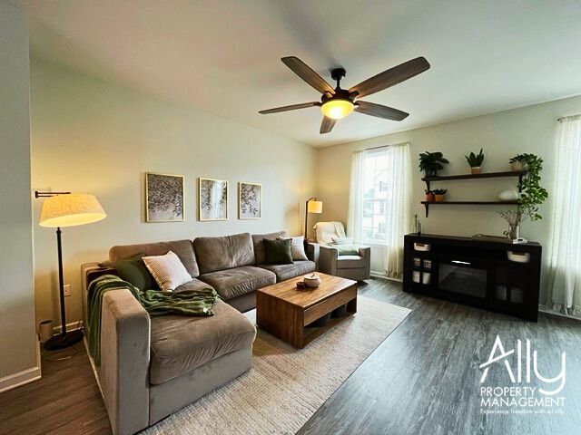 Building Photo - 2424 Pocoson Wood Ct