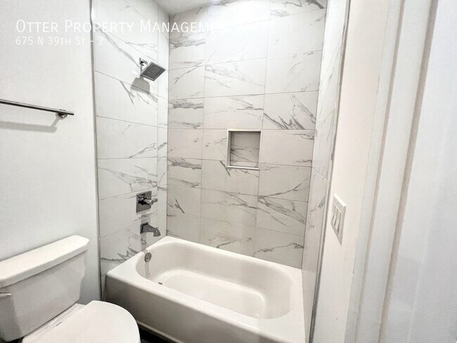 Building Photo - 675 N 39th St