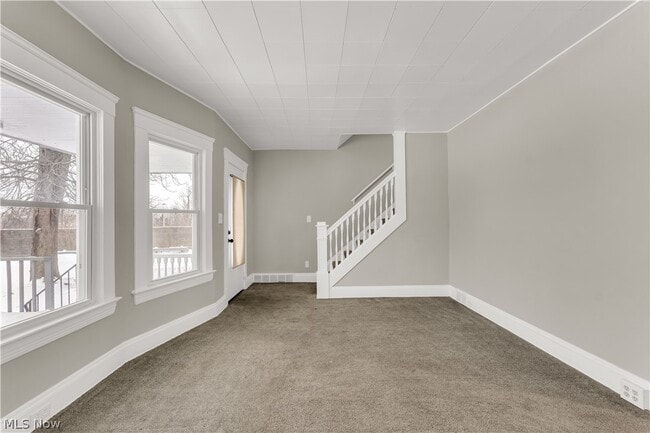 Building Photo - 1501 Botany Ave