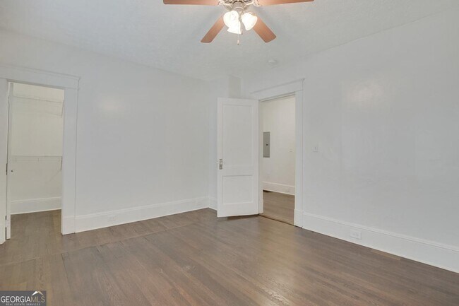 Building Photo - 860 Metropolitan Pkwy SW