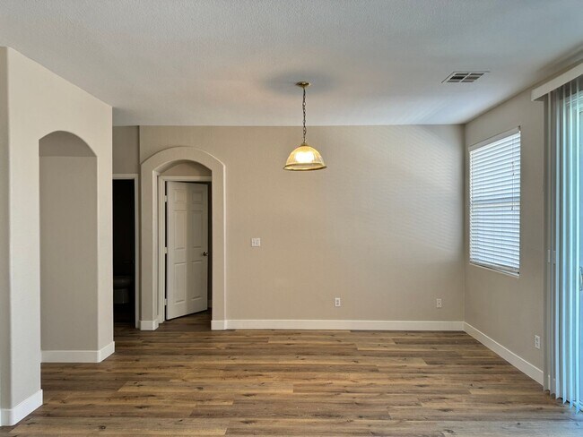 Building Photo - 4908 Sparkling Sky Ave