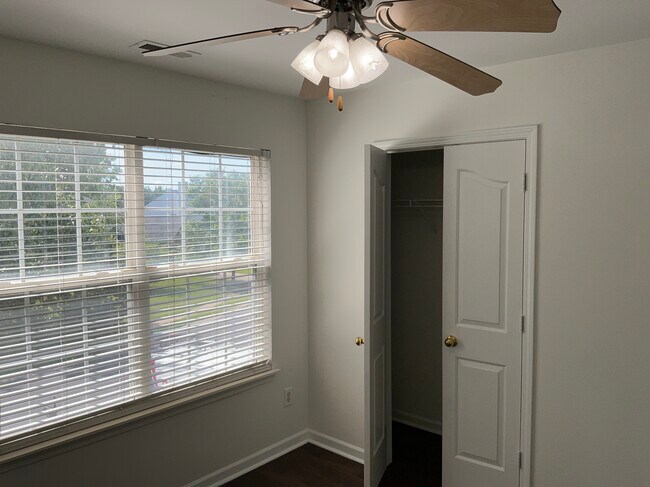 Building Photo - 12335 Shadow Ridge Ln