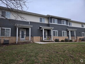 Building Photo - Contemporary 3 bedroom townhome