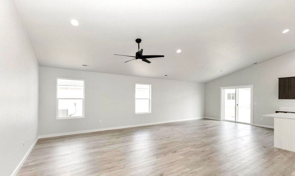 Building Photo - 6290 W Karpathos St