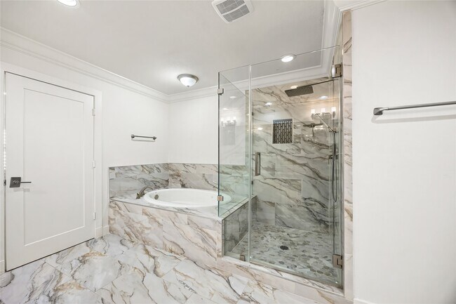 Building Photo - 13419 Preston Cliff Ct